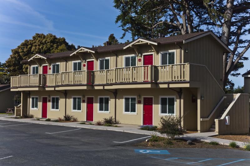 Monterey Peninsula Inn Пасифик Гроув Екстериор снимка
